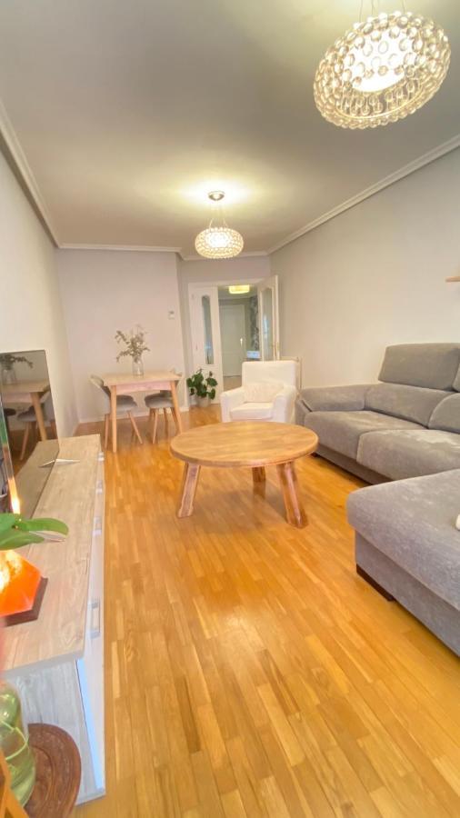 Apartamento Luna León Exterior foto